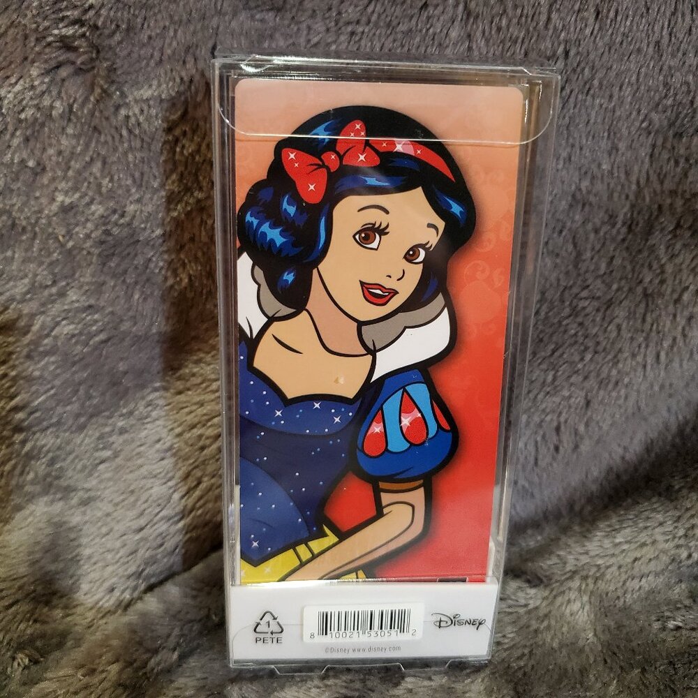 FiGPiN Disney Parks "Snow White" Princess Pin #223 - Picture 2 of 5